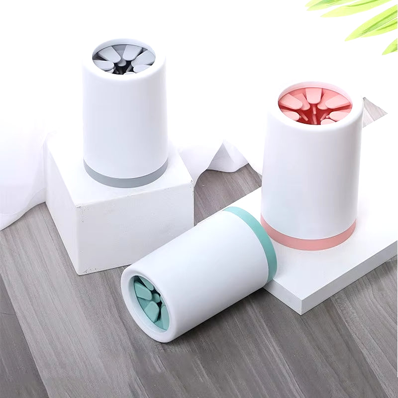 1Pcs Pet Foot Washer Cup Silicone Soft Foot Cup Cat Foot Cleaning Bucket Dog Paw Cleaner Cup Manual Quick Feet Wash Cleaner